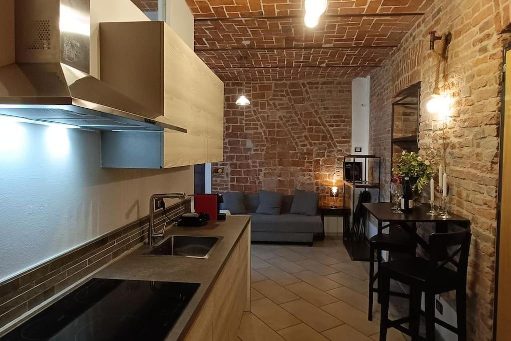 Piazza Statuto-Appartamento Tra Le Mura A-C E Wi-Fi Asti Exterior foto