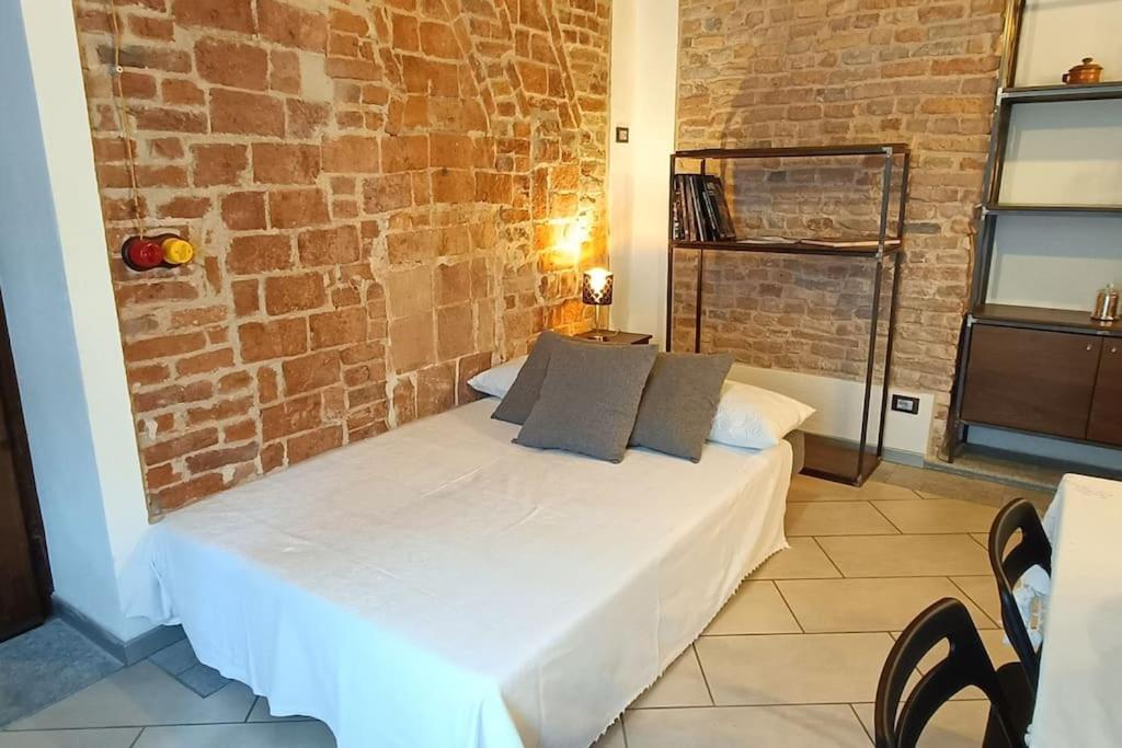 Piazza Statuto-Appartamento Tra Le Mura A-C E Wi-Fi Asti Exterior foto