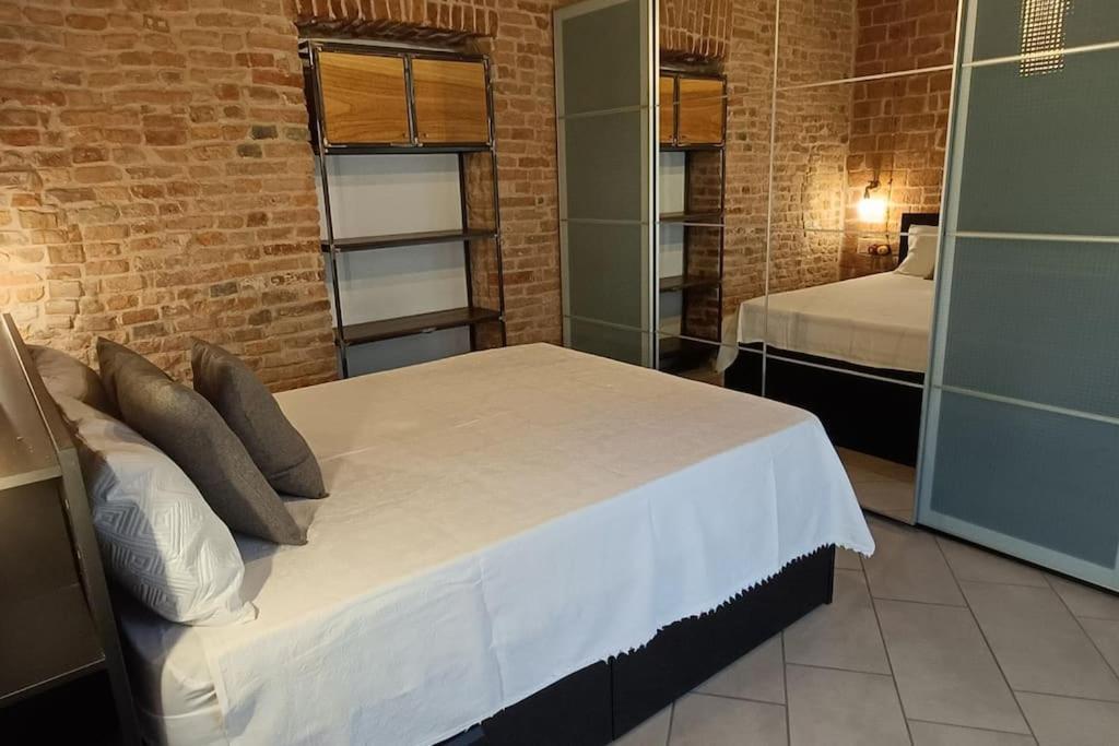 Piazza Statuto-Appartamento Tra Le Mura A-C E Wi-Fi Asti Exterior foto