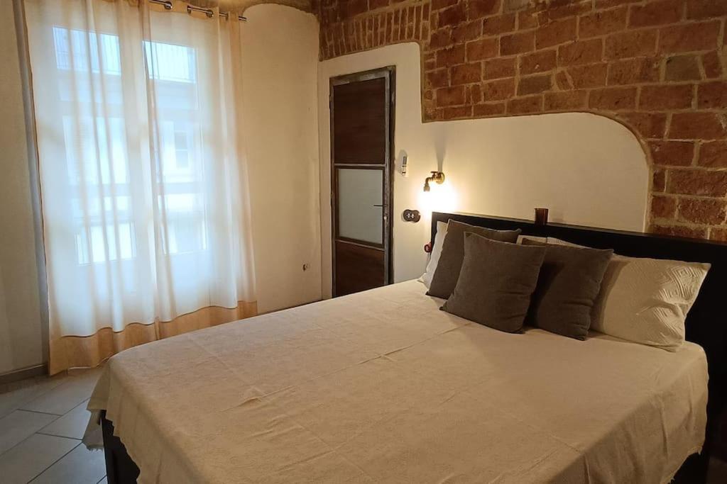 Piazza Statuto-Appartamento Tra Le Mura A-C E Wi-Fi Asti Exterior foto