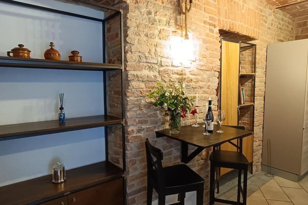 Piazza Statuto-Appartamento Tra Le Mura A-C E Wi-Fi Asti Exterior foto